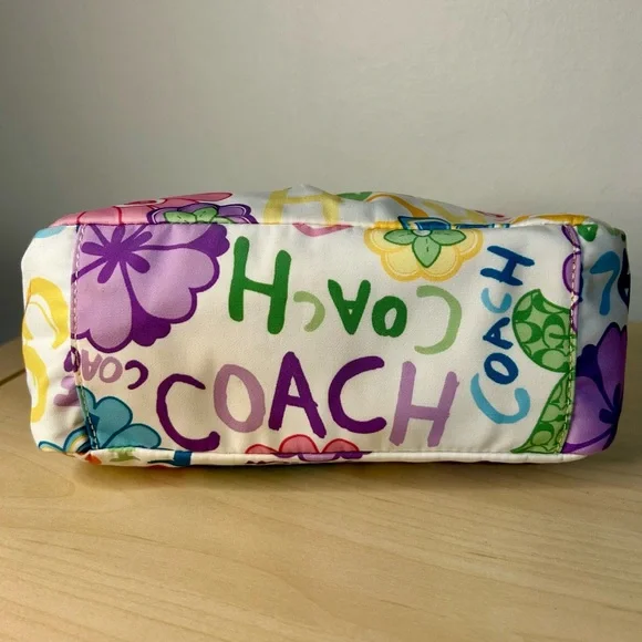 Coach Poppy Daisy Floral Graffiti Shoulder Bag Y2K - Picture 3 of 10